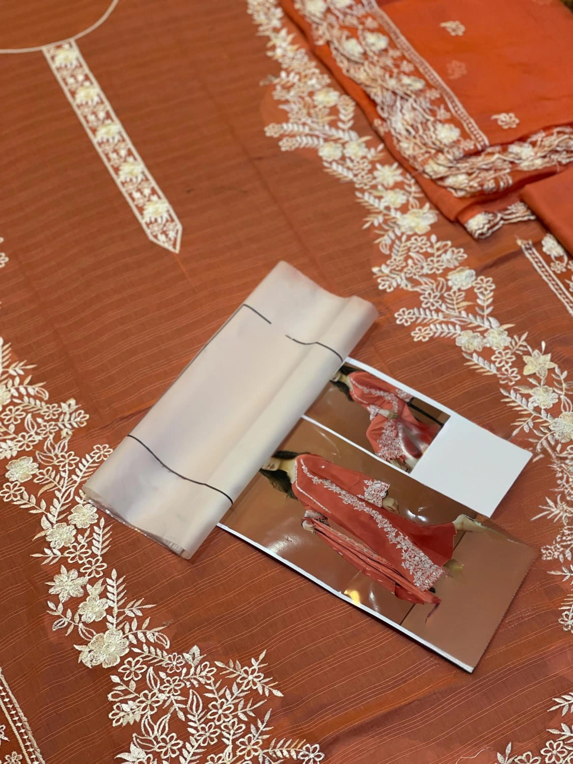 Luxury Embroidered 5 Piece Suit