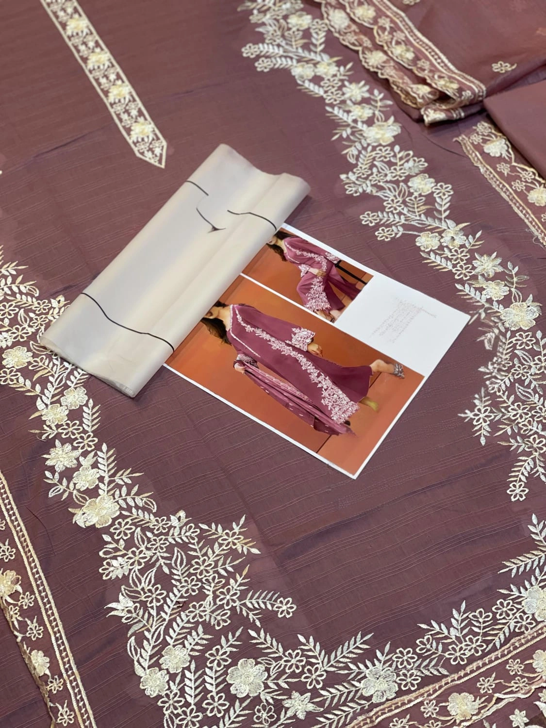 Luxury Embroidered 5 Piece Suit